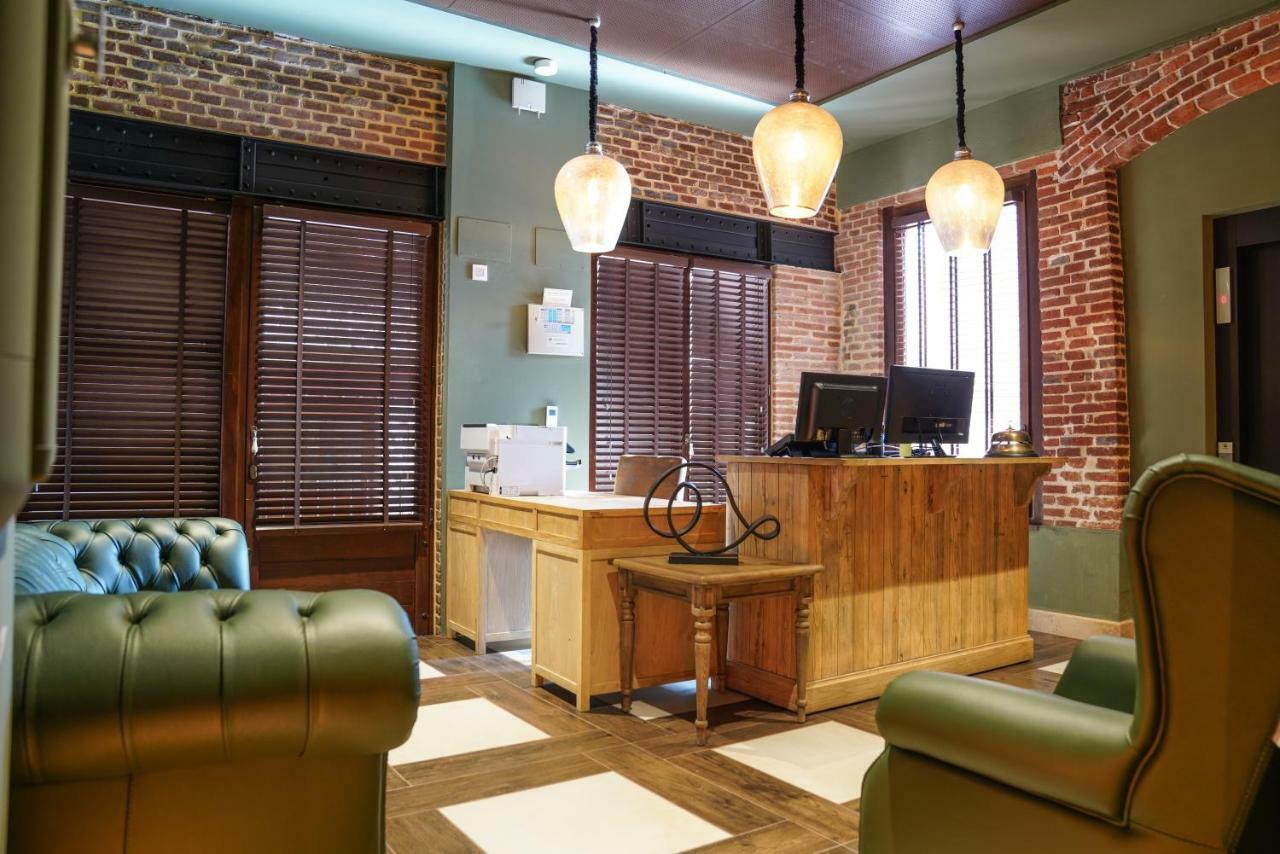 Camarote Hotel レオン エクステリア 写真